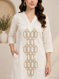 Naarangi Crafts Off White Embroidered Co-ord Set